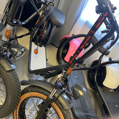 Lightning Pro black 2 seater